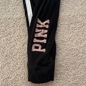 VICTORIAS SECRET PINK LEGGINGS